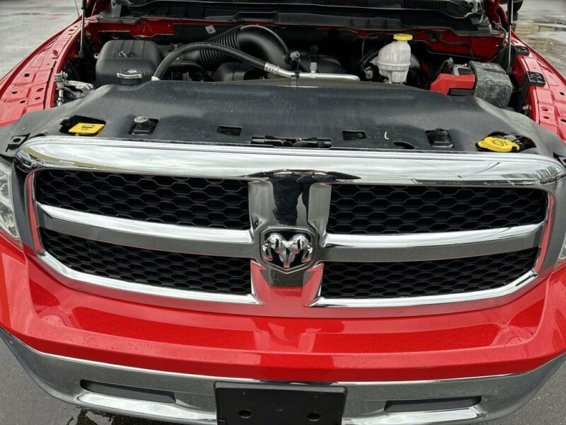 2019 RAM 1500 Classic SLT Quad Cab 4WD