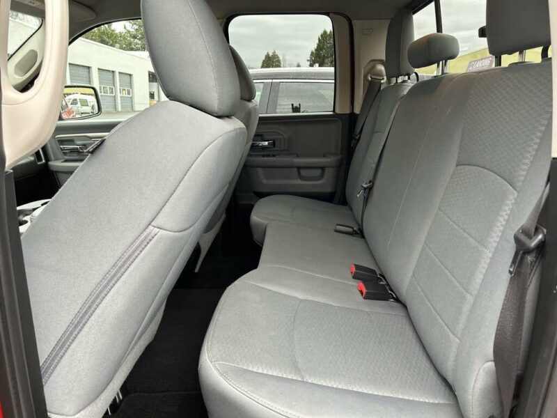 2019 RAM 1500 Classic SLT Quad Cab 4WD